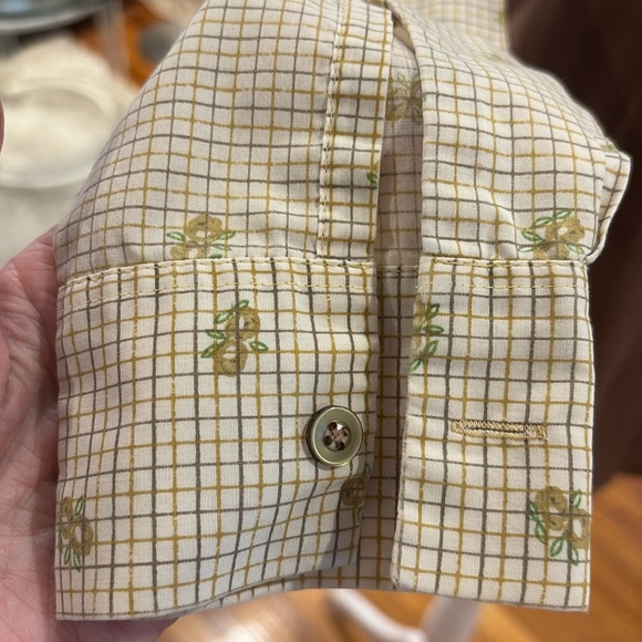 Vintage brown button down with patterned sleeves and top. Size M - Picture 3 of 7